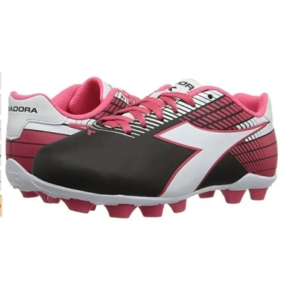 🎁Diadora youth Soccer Cleats Size: 5